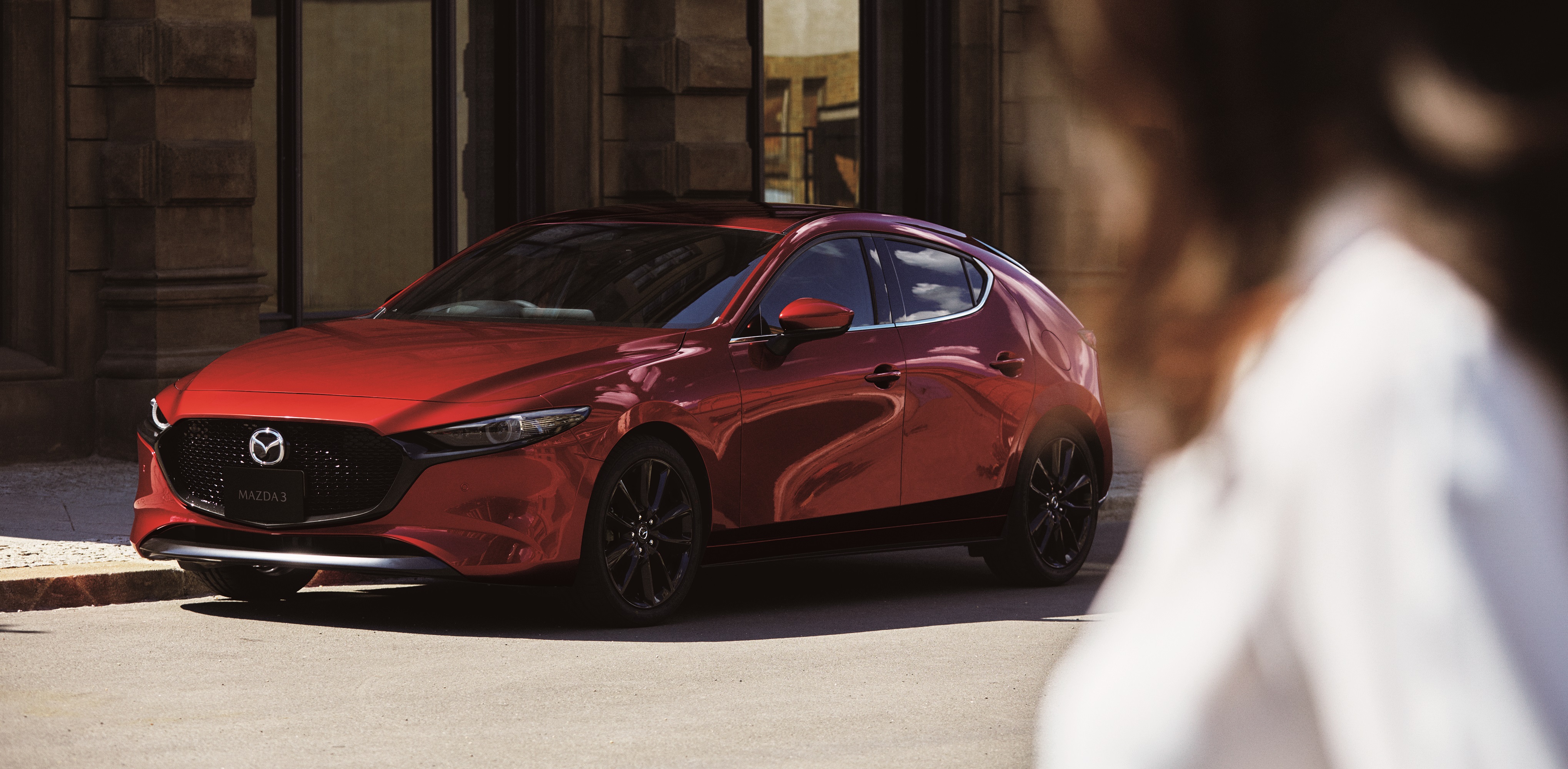 MAZDA 3 | 大阪・関西でマツダ車のご用命は大阪マツダ販売株式会社へ